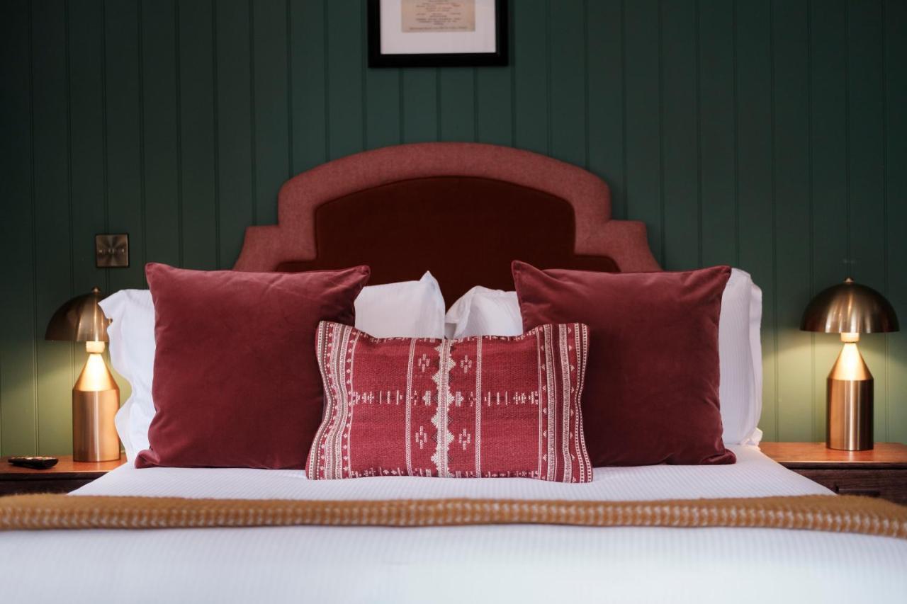 The White Star Tavern 3* Southampton